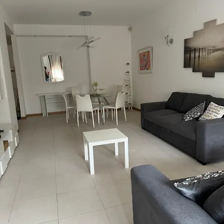 Casa Debby